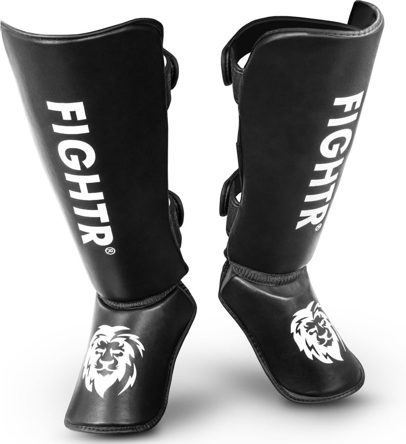 FIGHTR حماة الساقين ® - مع حشوة مثالية | حماية سميكة للساقين للركلات في الكيك بوكسينغ، MMA، موياي تاي وفنون القتال الأخرى - Image 1